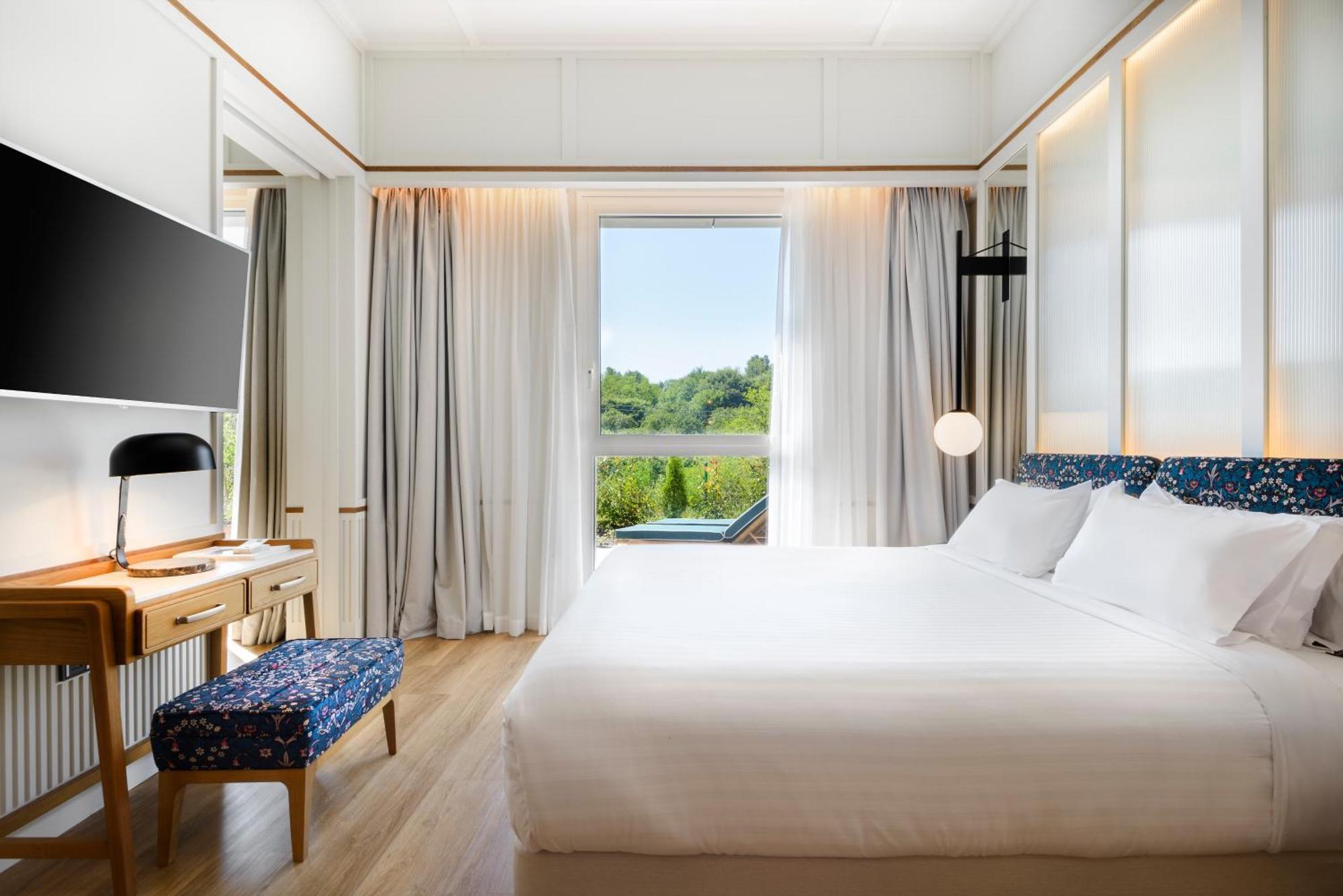 Hotel Tres Reyes ซานเซบาสเตียน ภายนอก รูปภาพ
